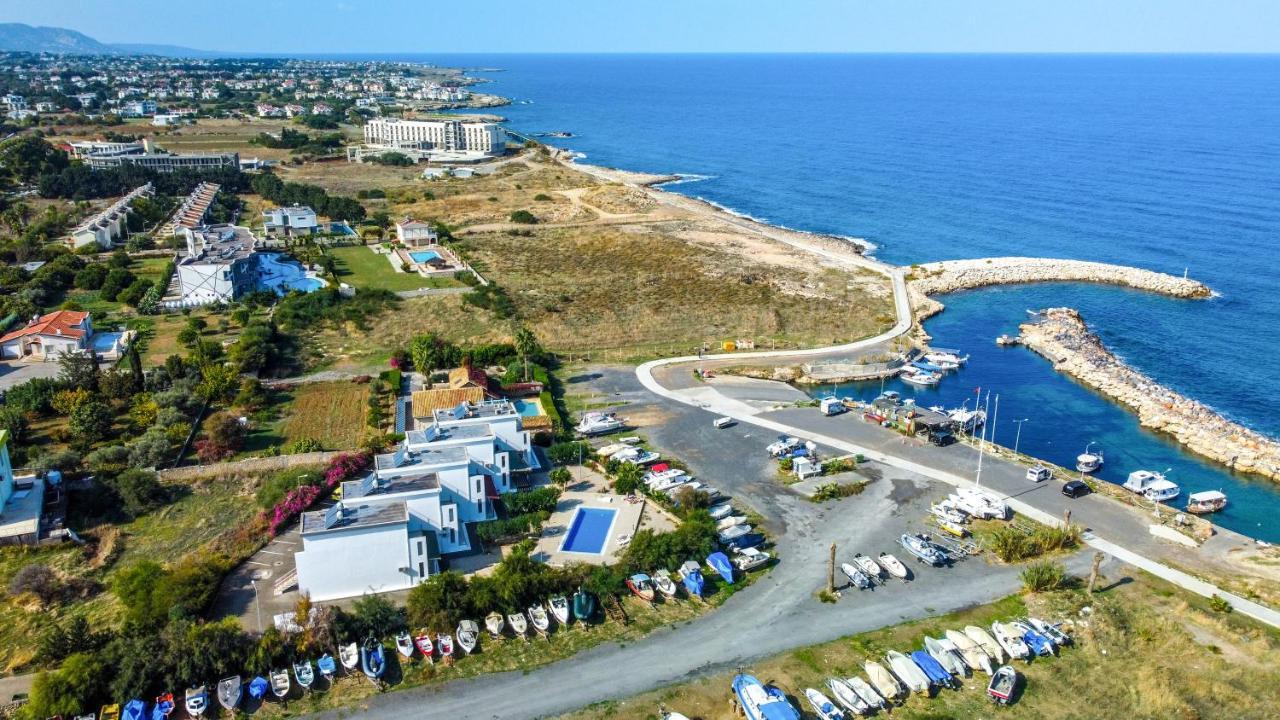 Spacious Three-Bedroom Apartment With Sea View A3 Kerýnia Eksteriør bilde