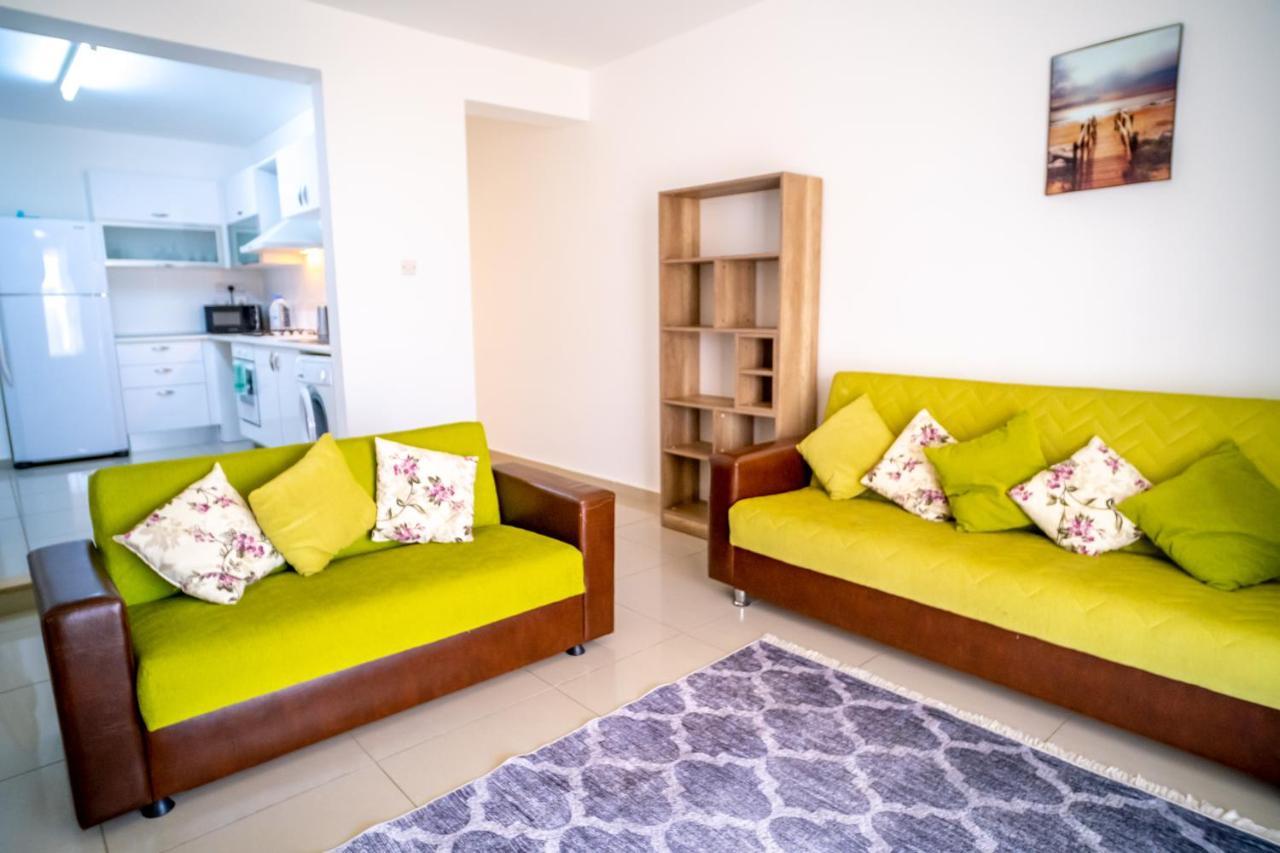 Spacious Three-Bedroom Apartment With Sea View A3 Kerýnia Eksteriør bilde